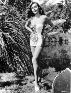 Elaine Stewart feet photo 12