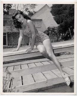 Elaine Stewart feet photo 6