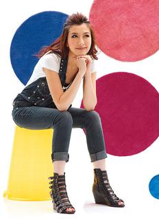 Elaine Yiu feet photo 20
