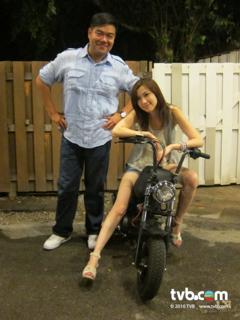 Elaine Yiu feet photo 2