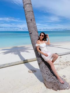 Elaine Yiu feet photo 7