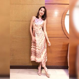 Elaine Yiu feet photo 3