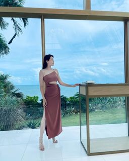Elaine Yiu feet photo 9