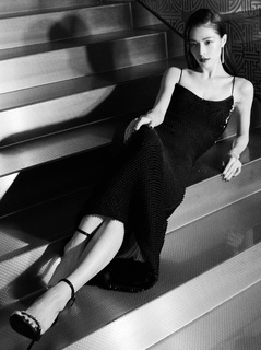 Elaine Zhong feet photo 11