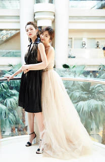 Elaine Zhong feet photo 3