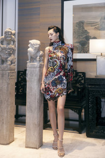 Elaine Zhong feet photo 1