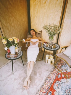 Elaine Zhong feet photo 9