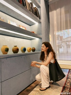 Elaine Zhong feet photo 11