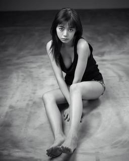 Elaiza Ikeda feet photo 18