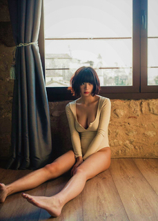 Elaiza Ikeda feet photo 5