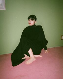 Elaiza Ikeda feet photo 16