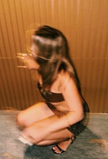 Elanur Pat feet photo thumbnail
