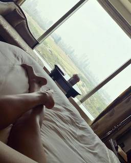 Elarica Gallacher feet photo 12
