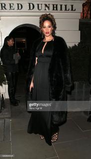 Elarica Gallacher feet photo 13