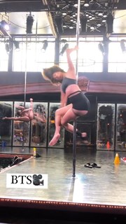 Elarica Gallacher feet photo 17