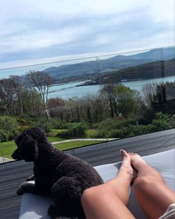 Elarica Gallacher feet photo 4
