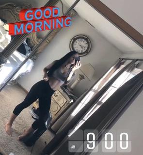 Elayna Black feet photo thumbnail