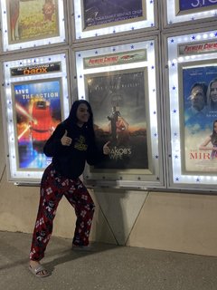 Elayna Black feet photo thumbnail