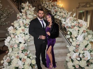 Elayna Black feet photo thumbnail