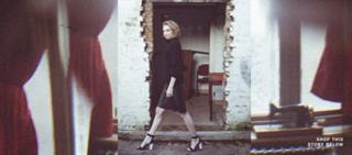 Eleanor Tomlinson feet photo thumbnail