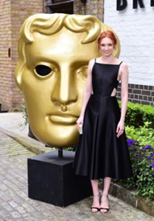 Eleanor Tomlinson feet photo thumbnail