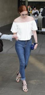 Eleanor Tomlinson feet photo thumbnail