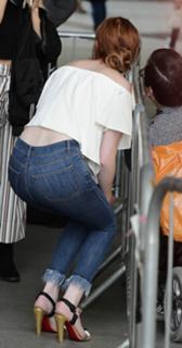 Eleanor Tomlinson feet photo thumbnail