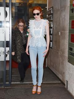 Eleanor Tomlinson feet photo thumbnail