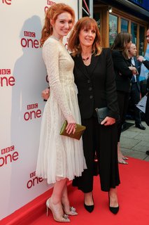 Eleanor Tomlinson feet photo thumbnail