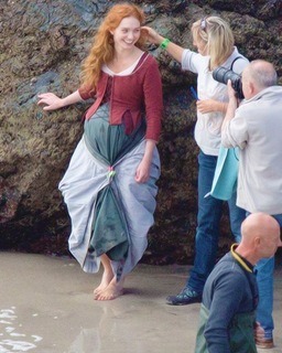 Eleanor Tomlinson feet photo thumbnail