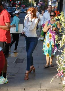 Eleanor Tomlinson feet photo thumbnail