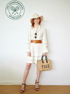 Eleanor Tomlinson feet photo thumbnail