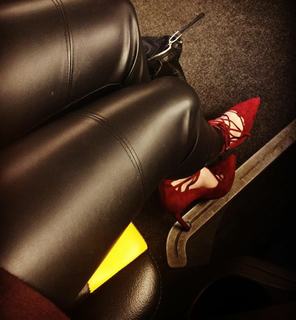 Electra Mustaine feet photo 5