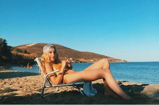 Electra Mustaine feet photo 9
