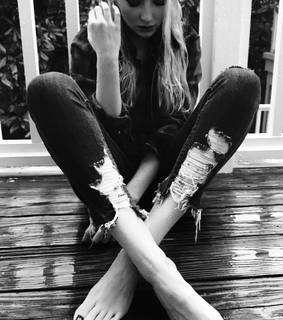 Electra Mustaine feet photo 20
