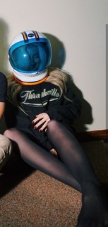 Electra Mustaine feet photo 2