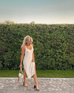 Electra Mustaine feet photo 1