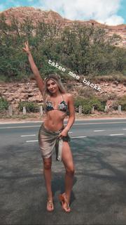 Electra Mustaine feet photo 18