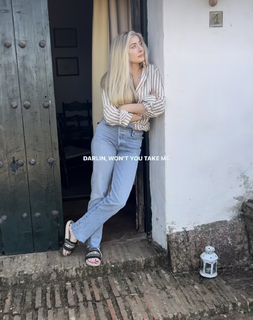 Electra Mustaine feet photo 8