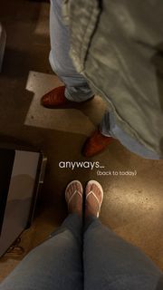 Electra Mustaine feet photo 1