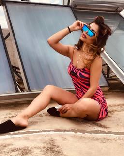 Eleftheria Eleftheriou feet photo thumbnail