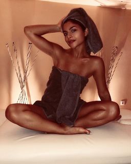 Eleftheria Eleftheriou feet photo thumbnail