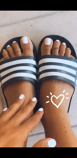 Eleftheria Eleftheriou feet photo thumbnail