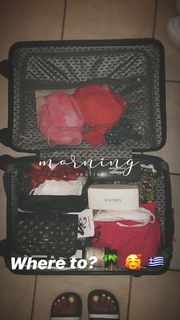 Eleftheria Eleftheriou feet photo thumbnail