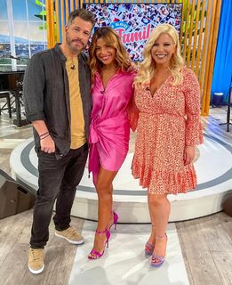 Eleftheria Eleftheriou feet photo thumbnail