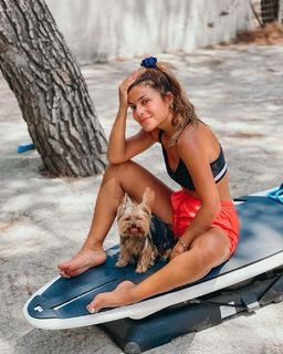 Eleftheria Eleftheriou feet photo thumbnail