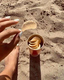 Eleftheria Eleftheriou feet photo thumbnail