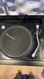 Eleftheria Eleftheriou feet photo thumbnail