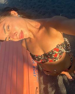 Eleftheria Eleftheriou feet photo thumbnail