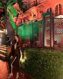 Eleftheria Eleftheriou feet photo thumbnail